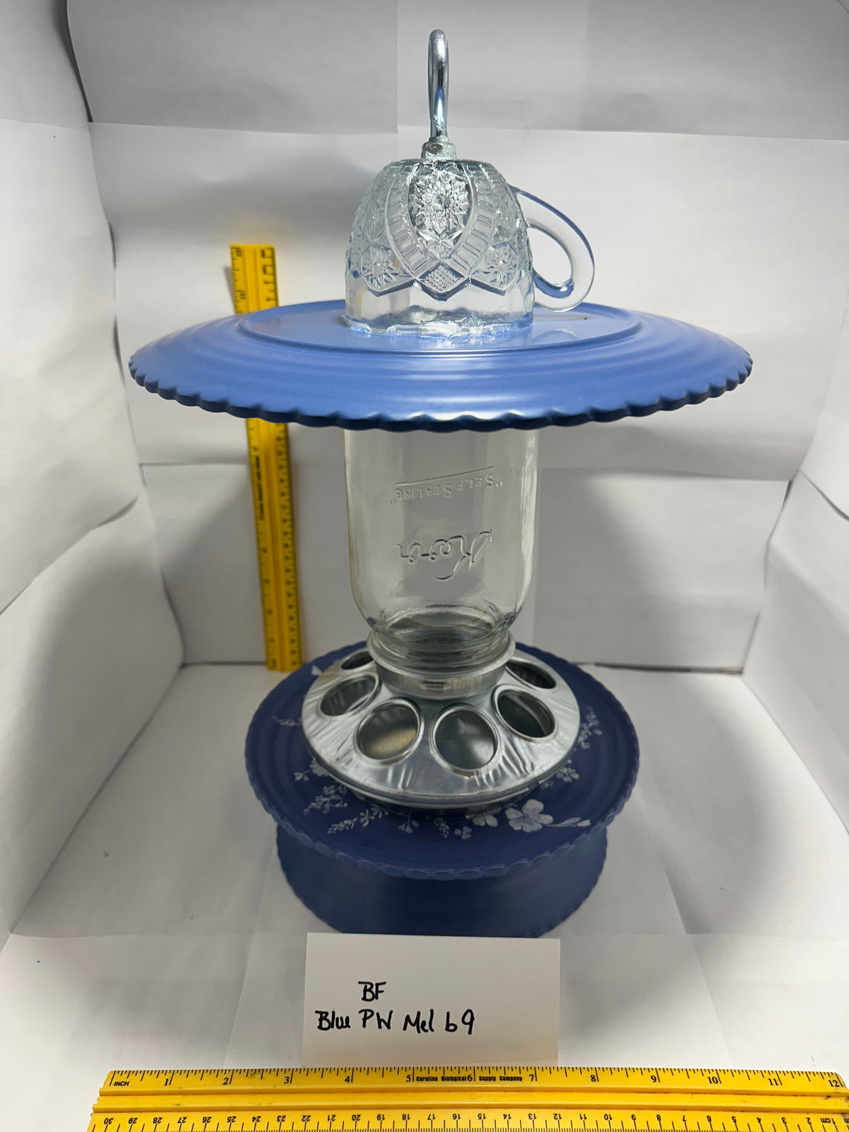 Birdfeeder Blue Melmac w/bottom 8 & 9