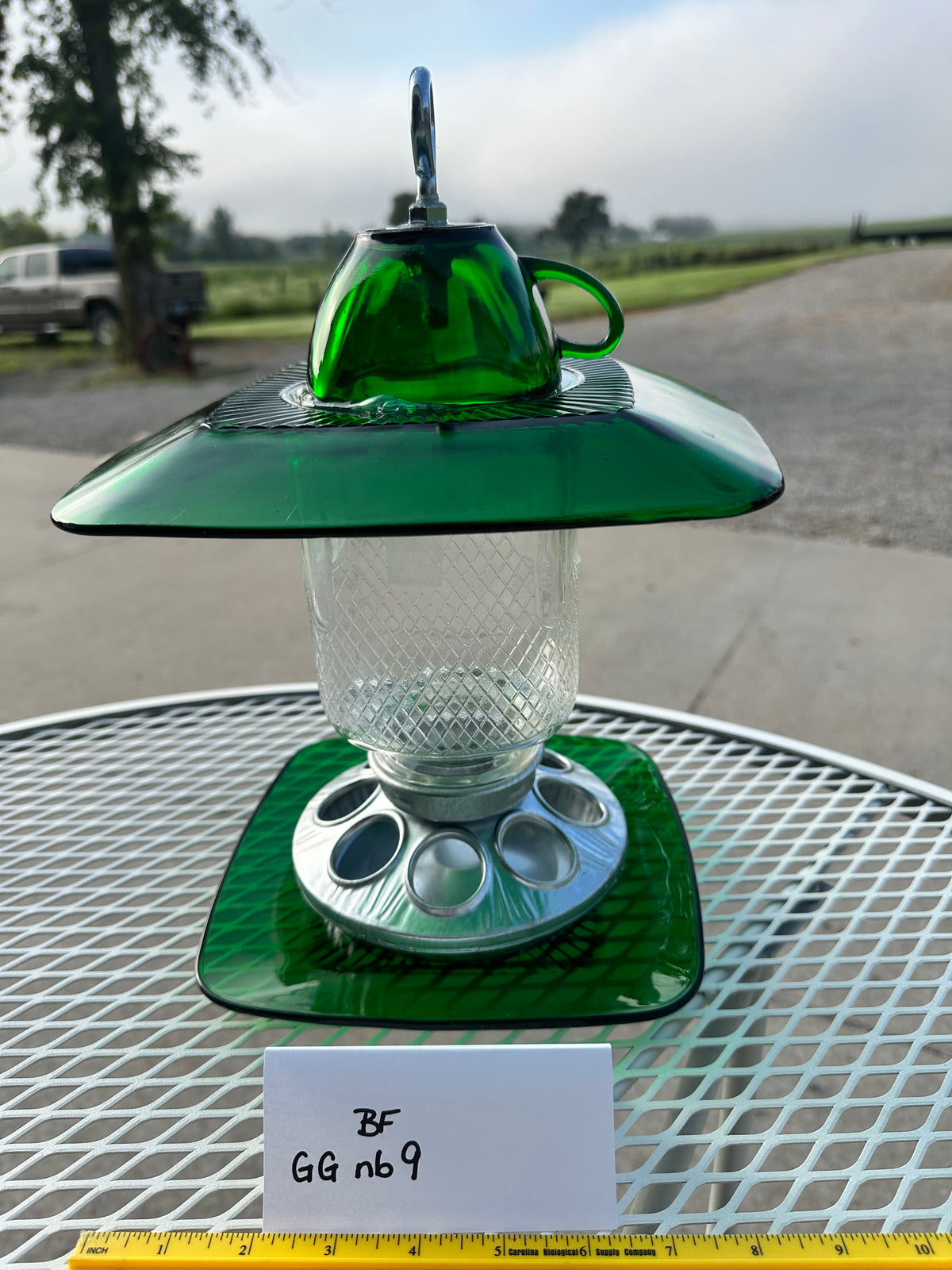 Birdfeeder Green Glass w/Green plate no bottom 17