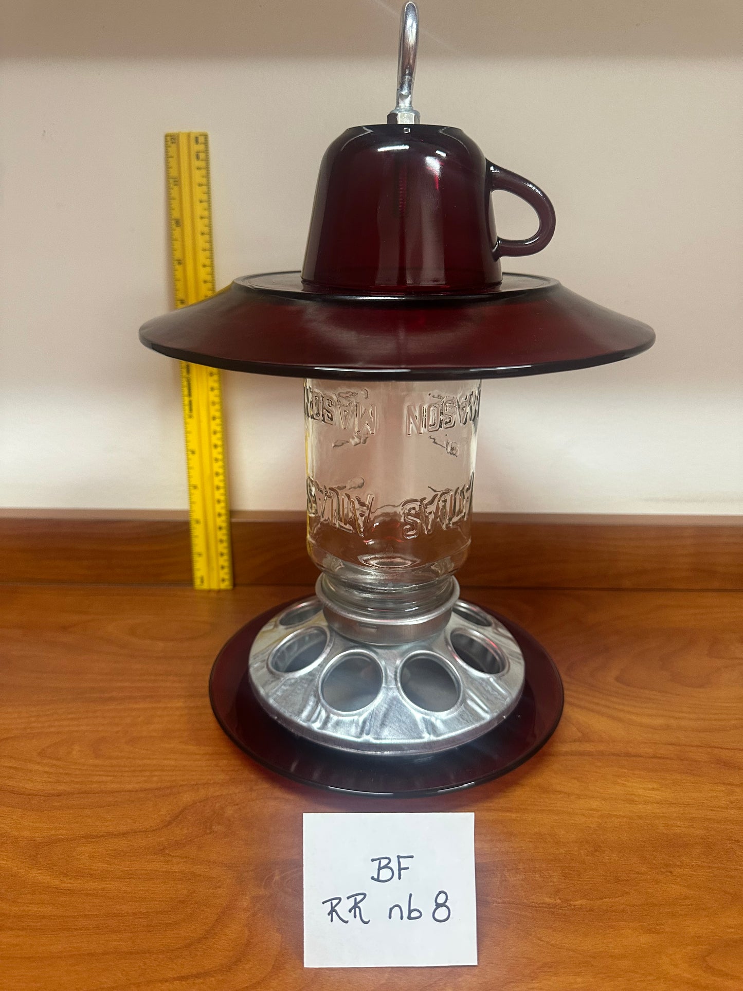 Birdfeeder Red w/red bottom 8