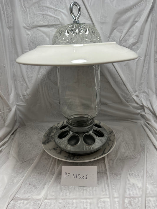 Birdfeeder White & Grey Swirl 1