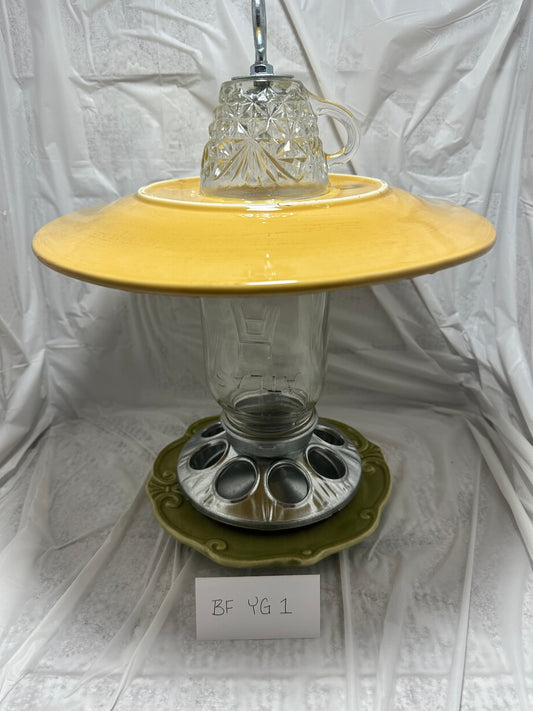 Birdfeeder Yellow & Green 1