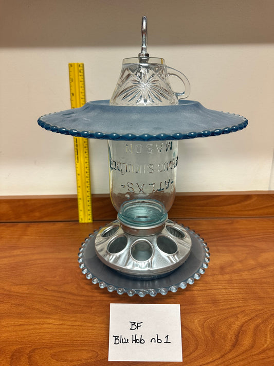 Birdfeeder Blue Hobnail w/nb 1