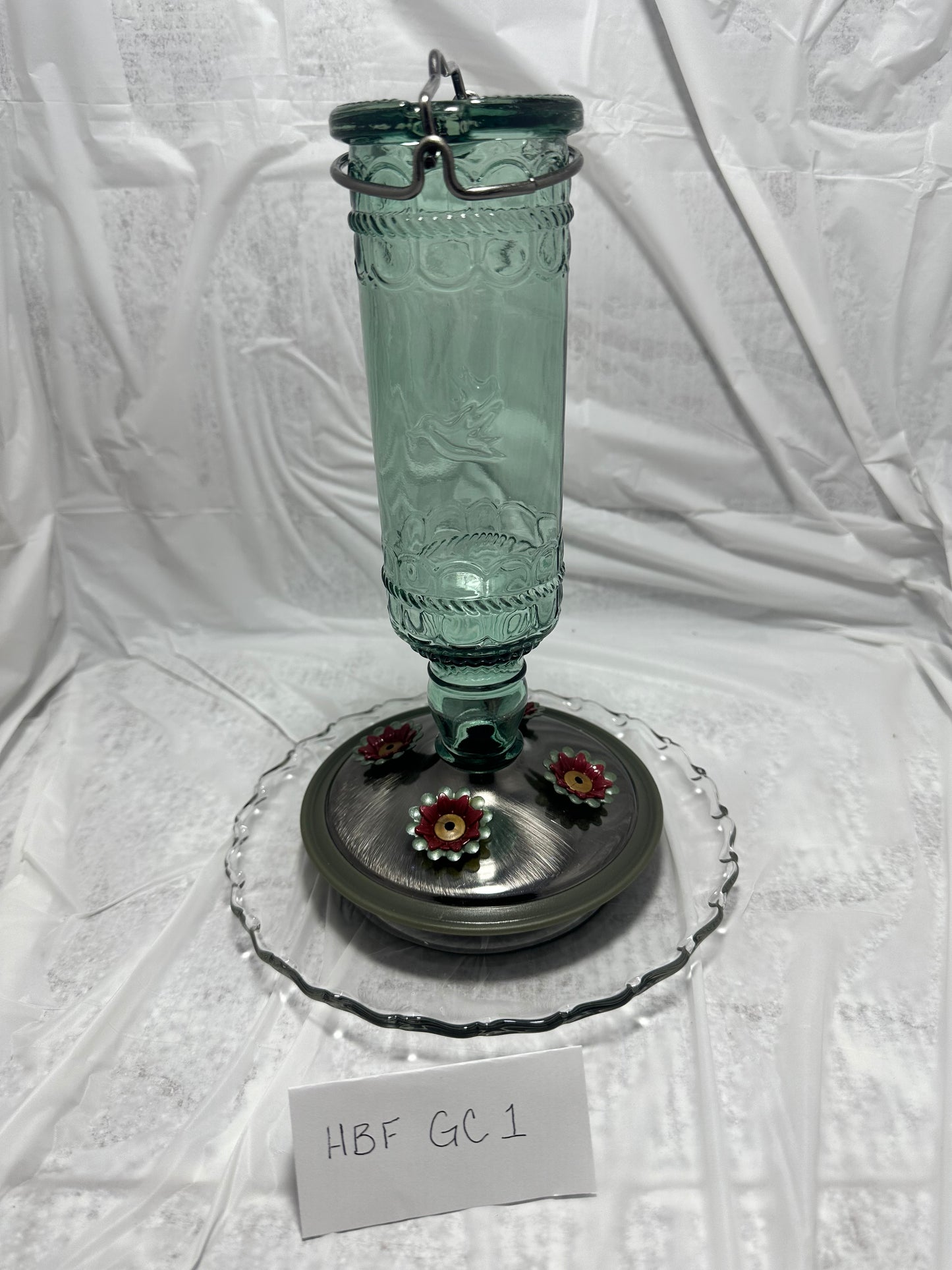 Hummingbird Feeder Green Top Clear Bottom 1