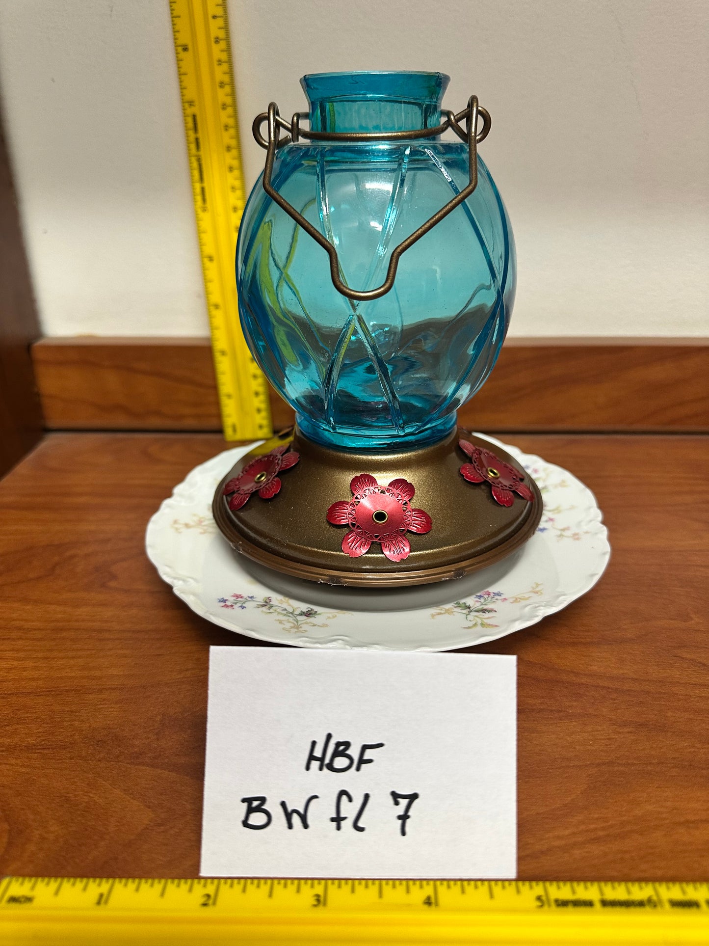 Hummingbird Feeder Round Blue Top w/White flower Bottom 6 & 7 & 8