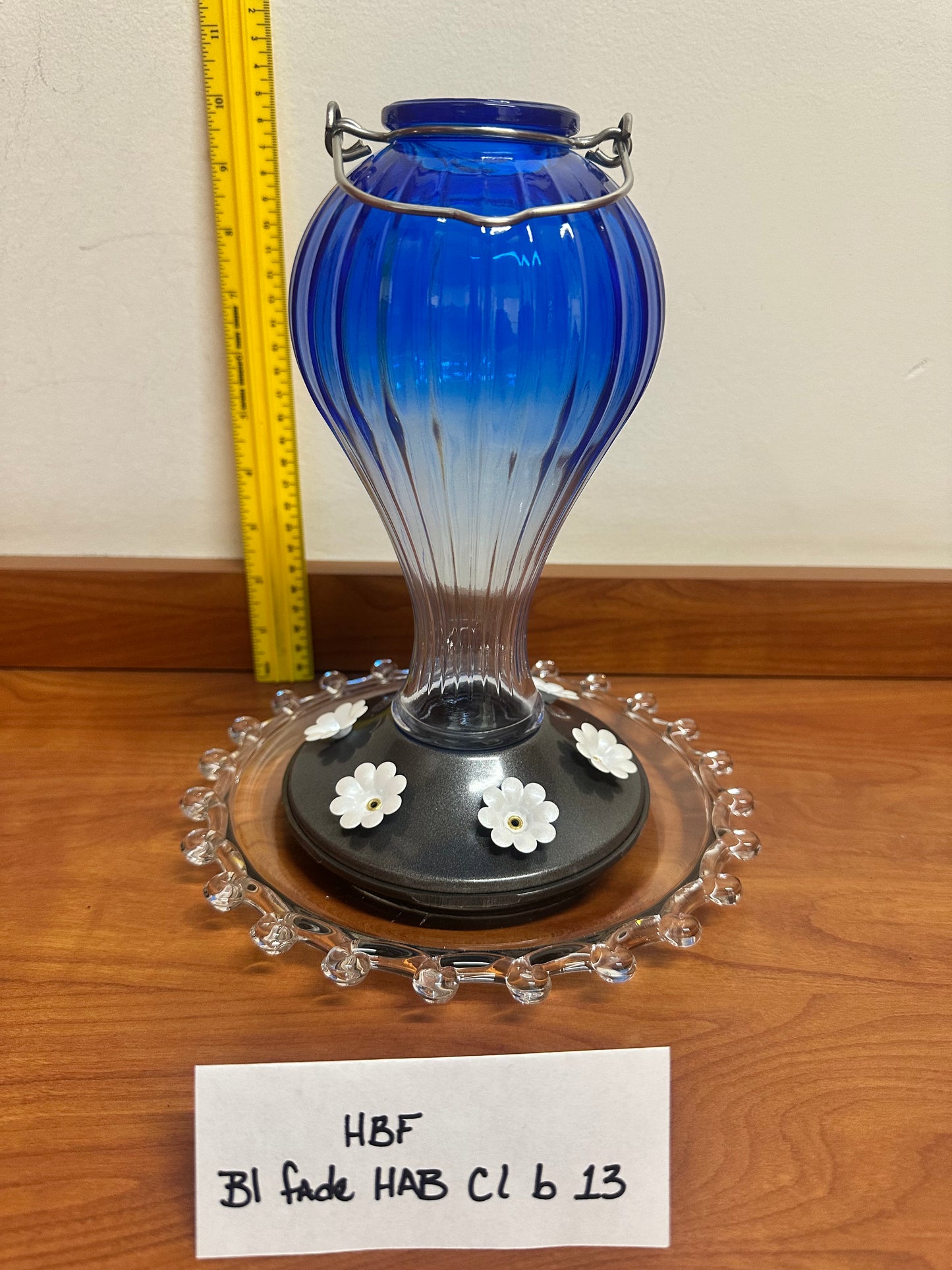 Hummingbird Feeder Blue HotAirBalloon w/clear bottom 13