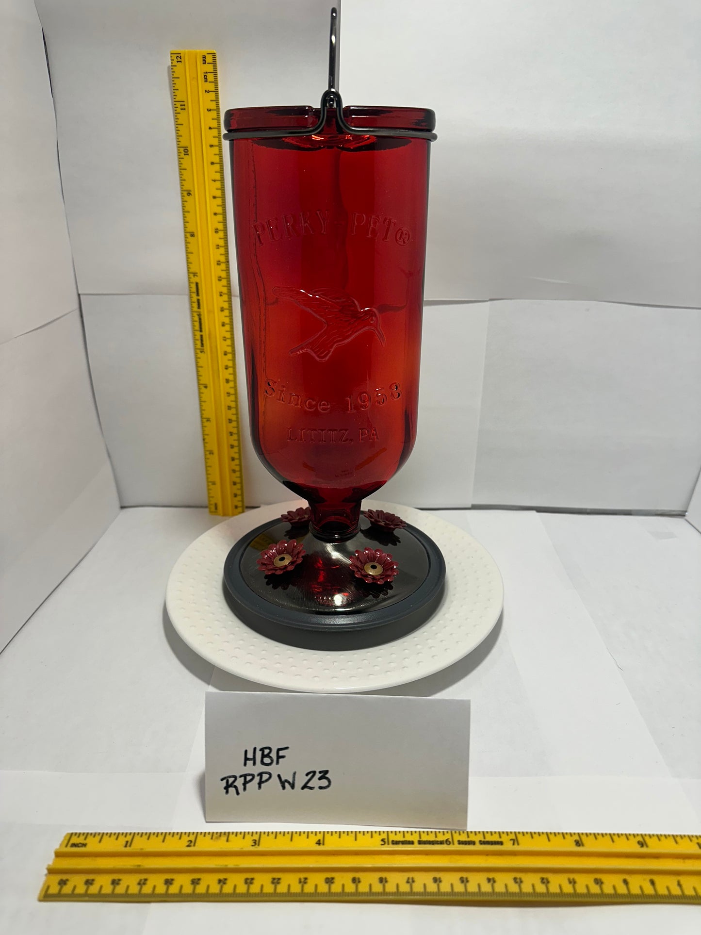 Hummingbird Feeder Red Top PP White Bottom 22.1 & 23 & 24 & 25