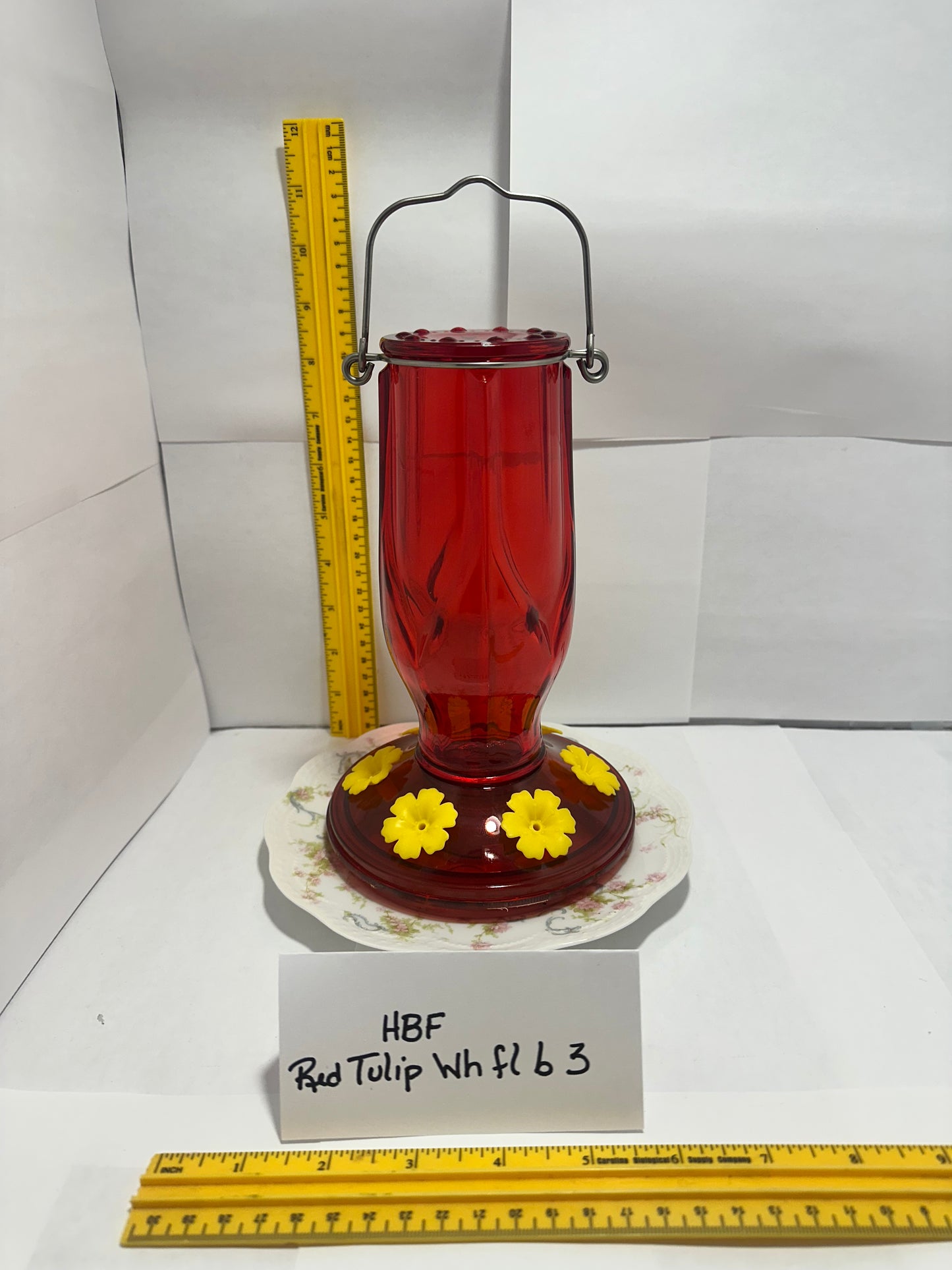 Hummingbird Feeder Red Tulip Wh fl b 3 & 4